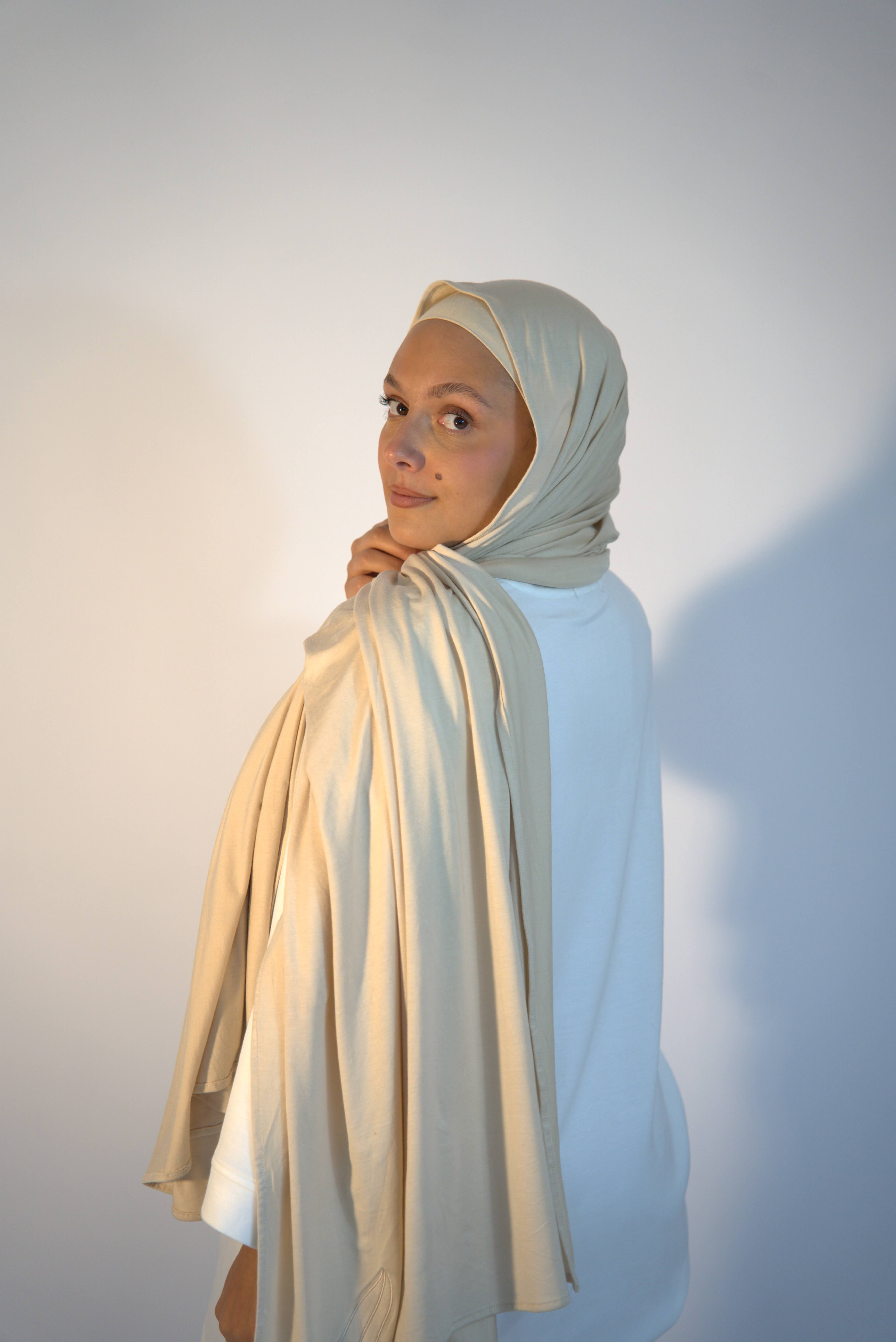 Bonnet bamboo à nouer Beige