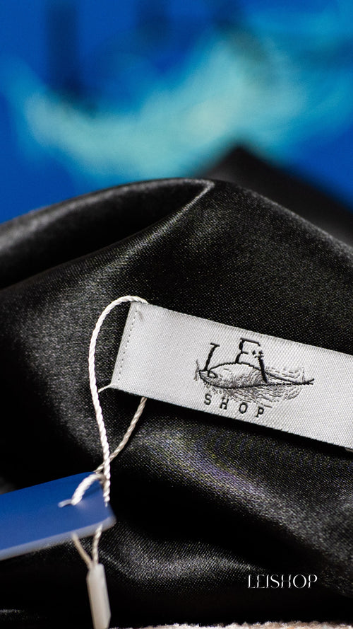 Carré de satin Noir