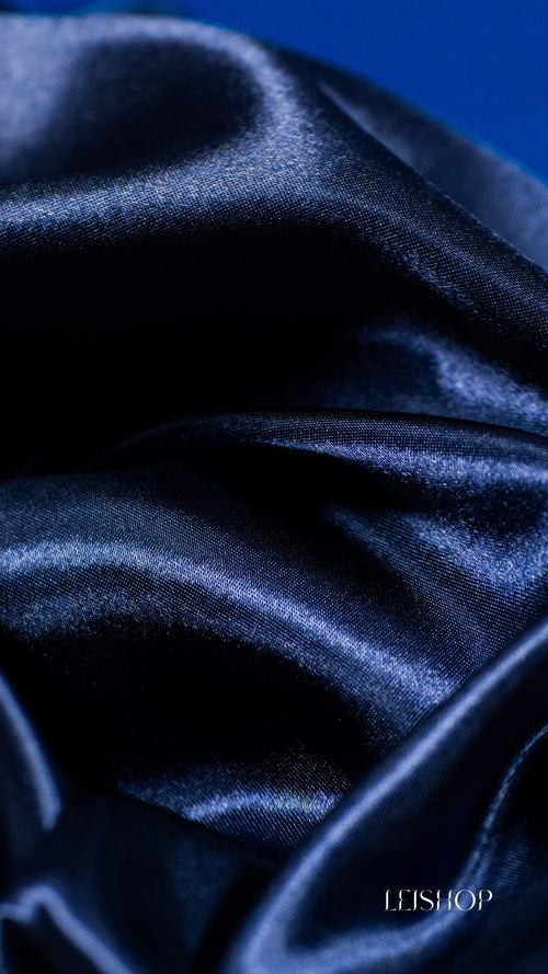 Carré de satin Bleu foncé