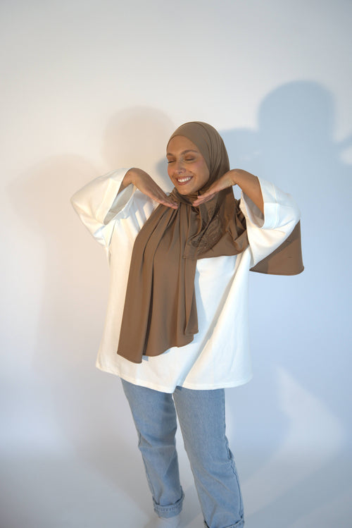 Large Hazelnut Feather